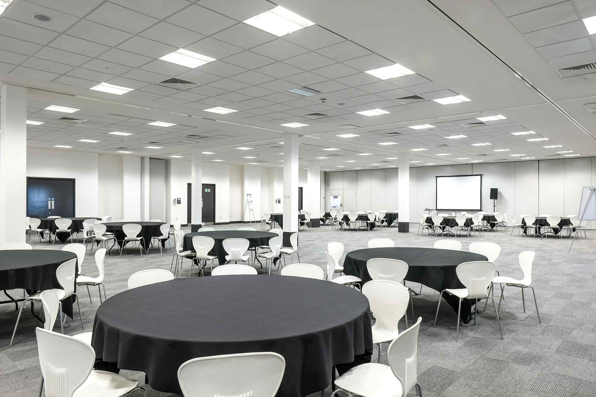 International Media Centre (IMC) Suite 1-3, Silverstone International Conference & Exhibition Centre